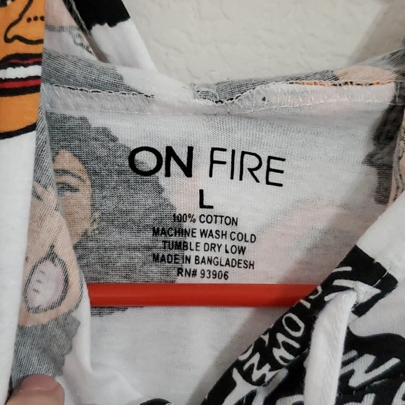 ON FIRE 'Black Women Are Magic Hoodie Lrg - Picture 4 of 7